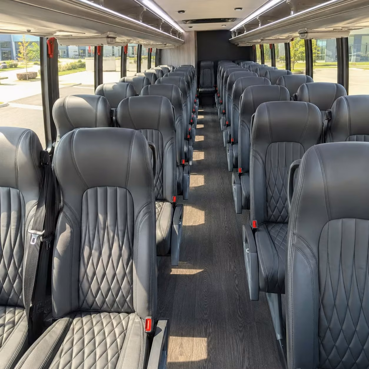 mobile 35 passenger minibus rental